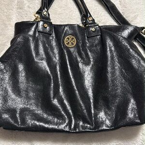 Tory Burch Black Leather Shoulder Bag